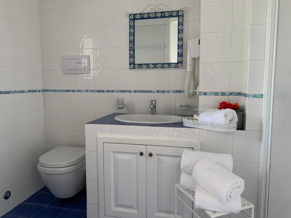 Hotel Nonna Pasqualina Panarea Exterior foto